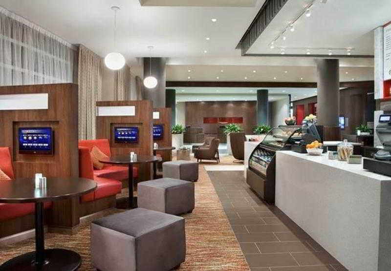 Courtyard By Marriott Calgary Airport Hotel Eksteriør billede