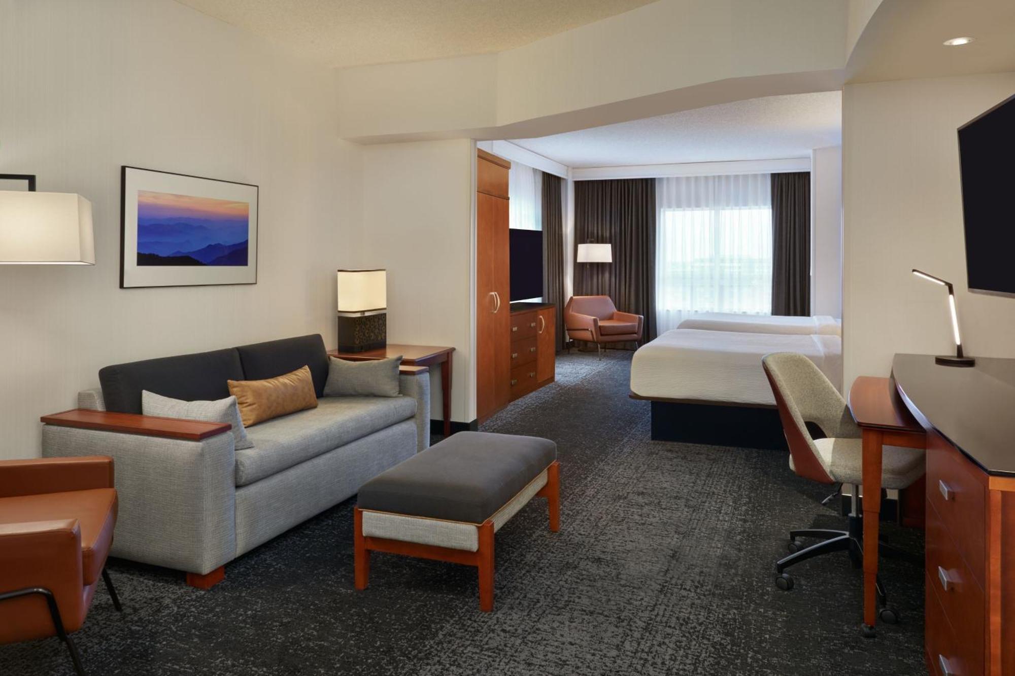 Courtyard By Marriott Calgary Airport Hotel Eksteriør billede