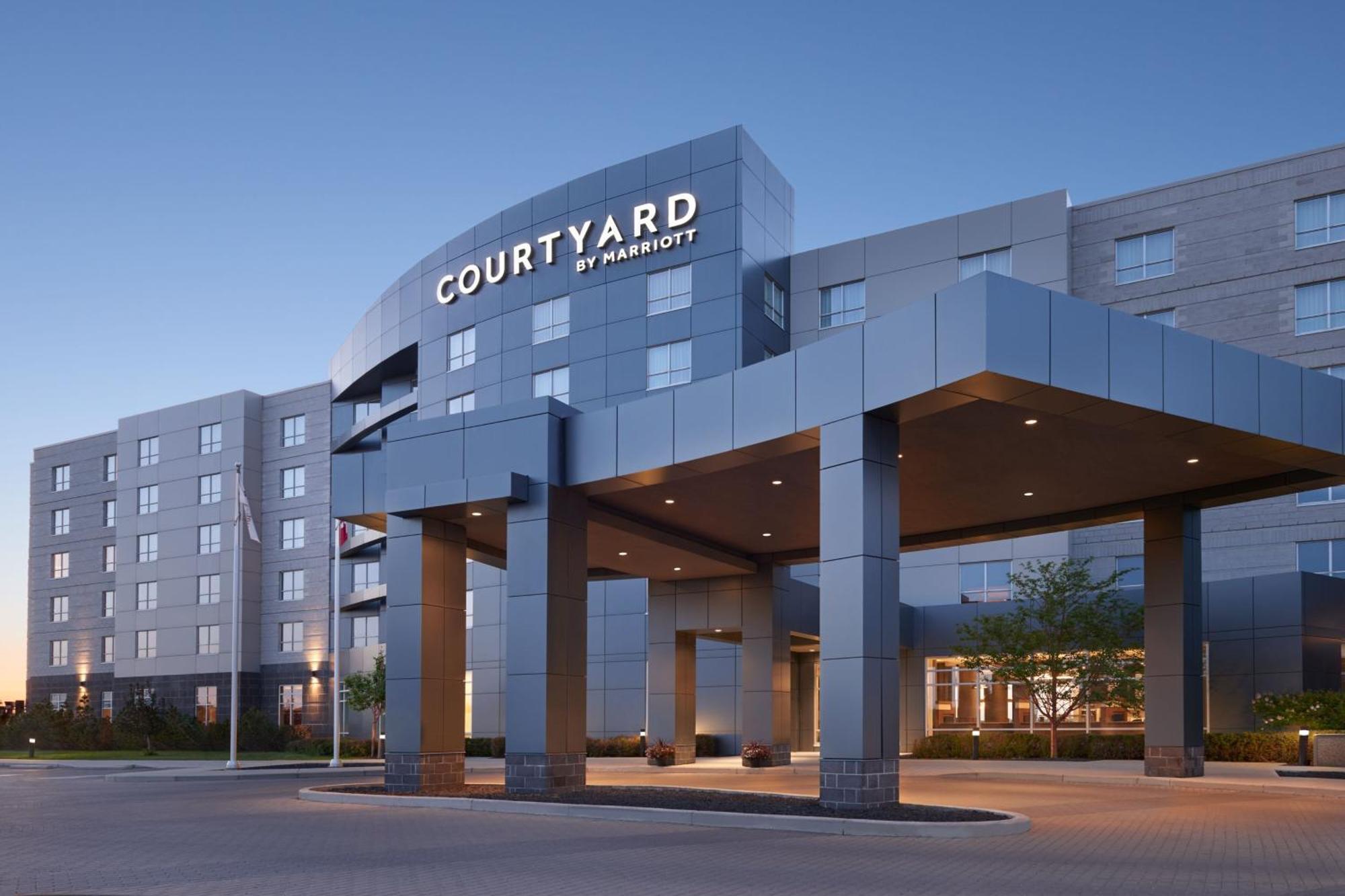 Courtyard By Marriott Calgary Airport Hotel Eksteriør billede